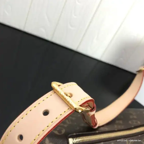 Official oldcobbler Louis Vuitton Bumbag 0705